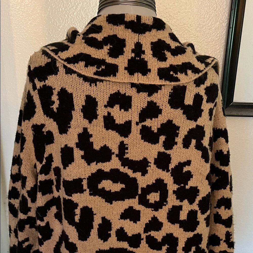 Torrid Brown & Black Animal Print “Coatigan” Long Cardigan Sweater Size 1 - Picture 5 of 7